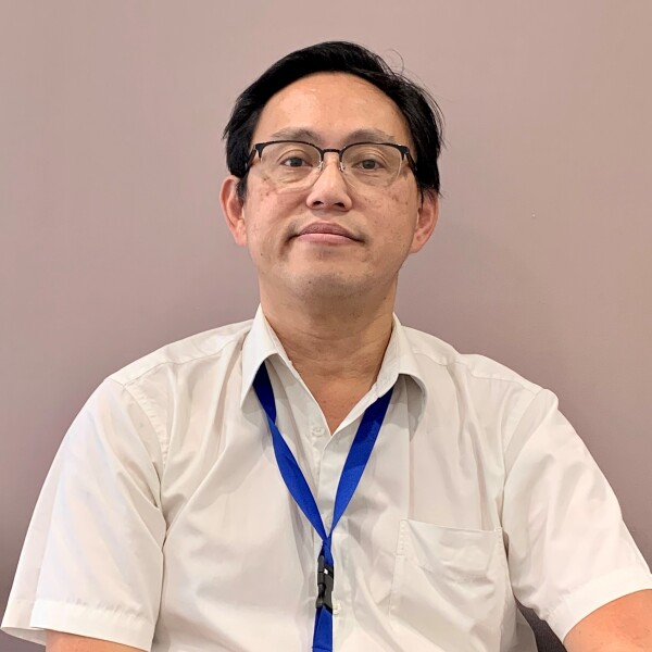 Dr Koyih Tan