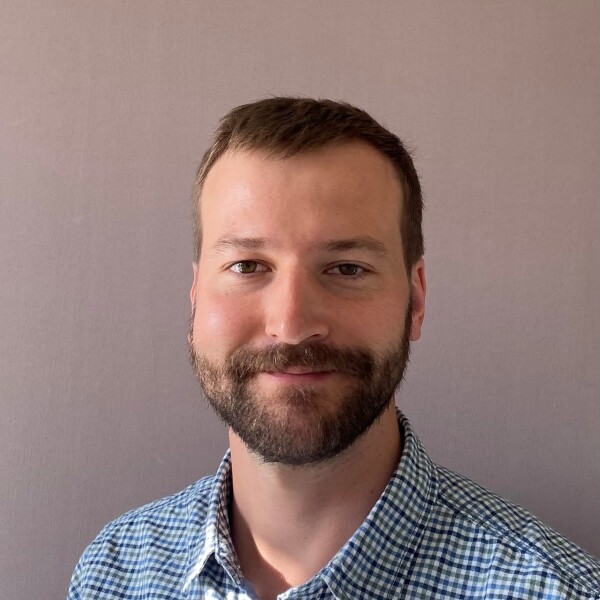 Dr Niall Cearns